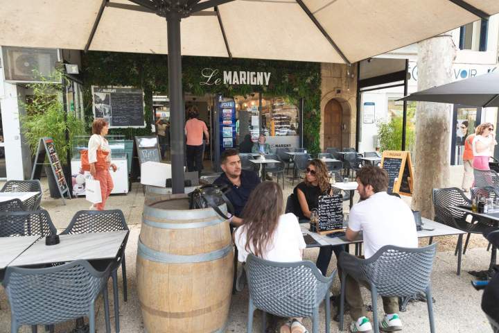 Terrasse brasserie Salon-de-Provence