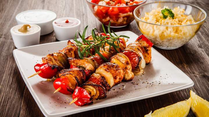Brochettes de viande grillée au poivron Salon-de-Provence